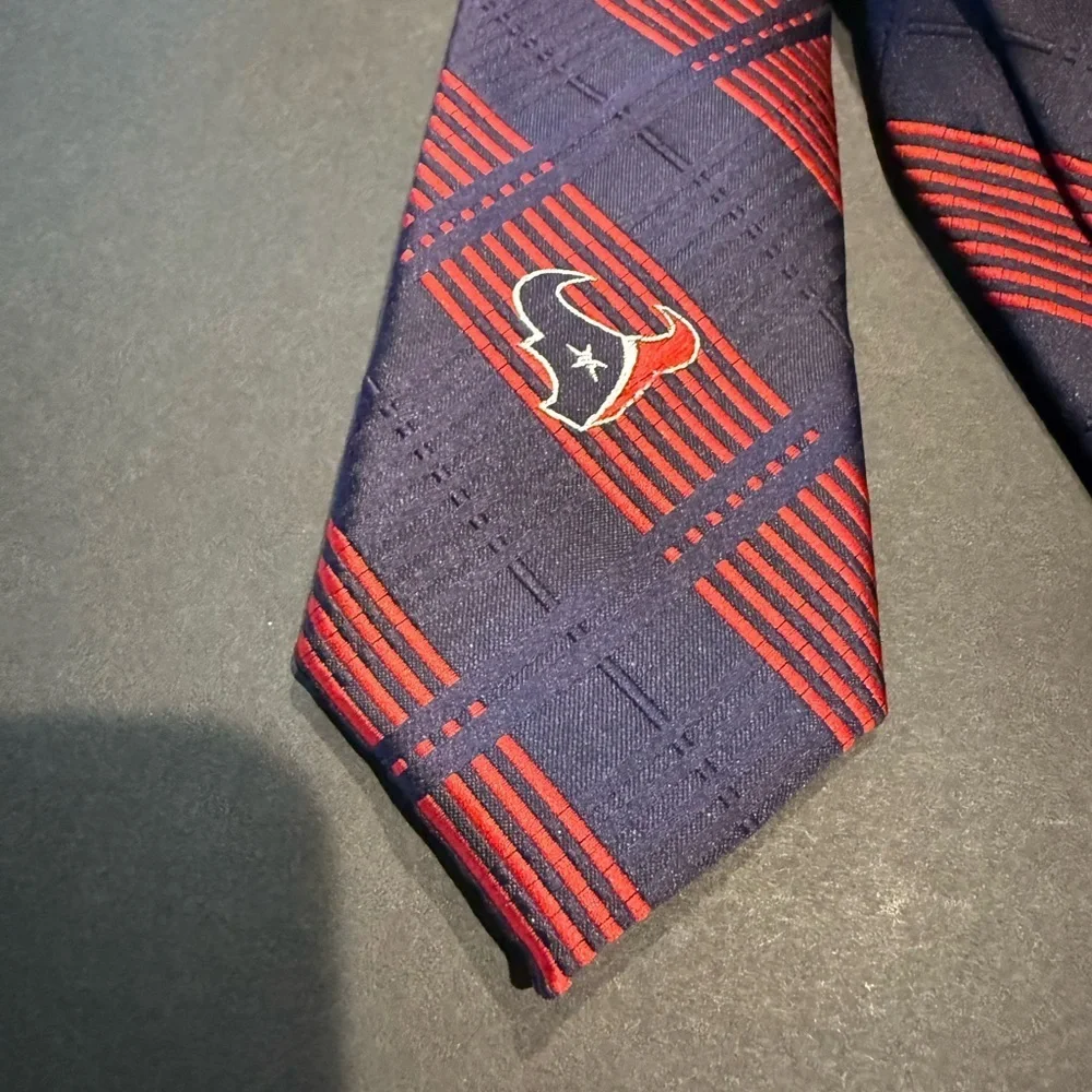 NFL Houston Texans Men's Navy and Red Patterned Thin Tie